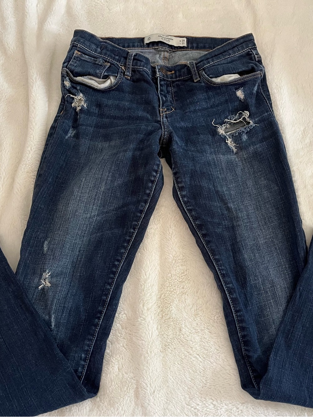 Abercrombie & Fitch Dark Blue Skinny Distressed Jeans